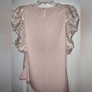 Boutique top with sequin arms, size Medium excellent condition